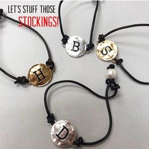 🎁Leather Cord/ Initial Bead Bracelet w/Pearl,NWT